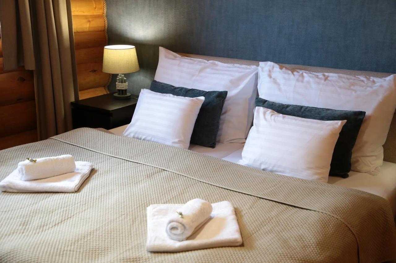 Szekelyfoeld Fogado Hotell Borzont Exteriör bild