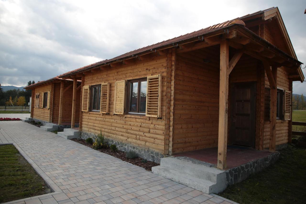 Szekelyfoeld Fogado Hotell Borzont Exteriör bild