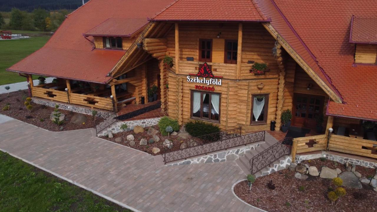 Szekelyfoeld Fogado Hotell Borzont Exteriör bild